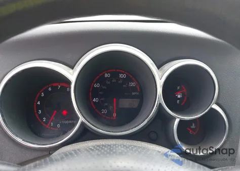 2004 Pontiac Vibe from USA, damaged, VIN 5Y2SL62814Z459819